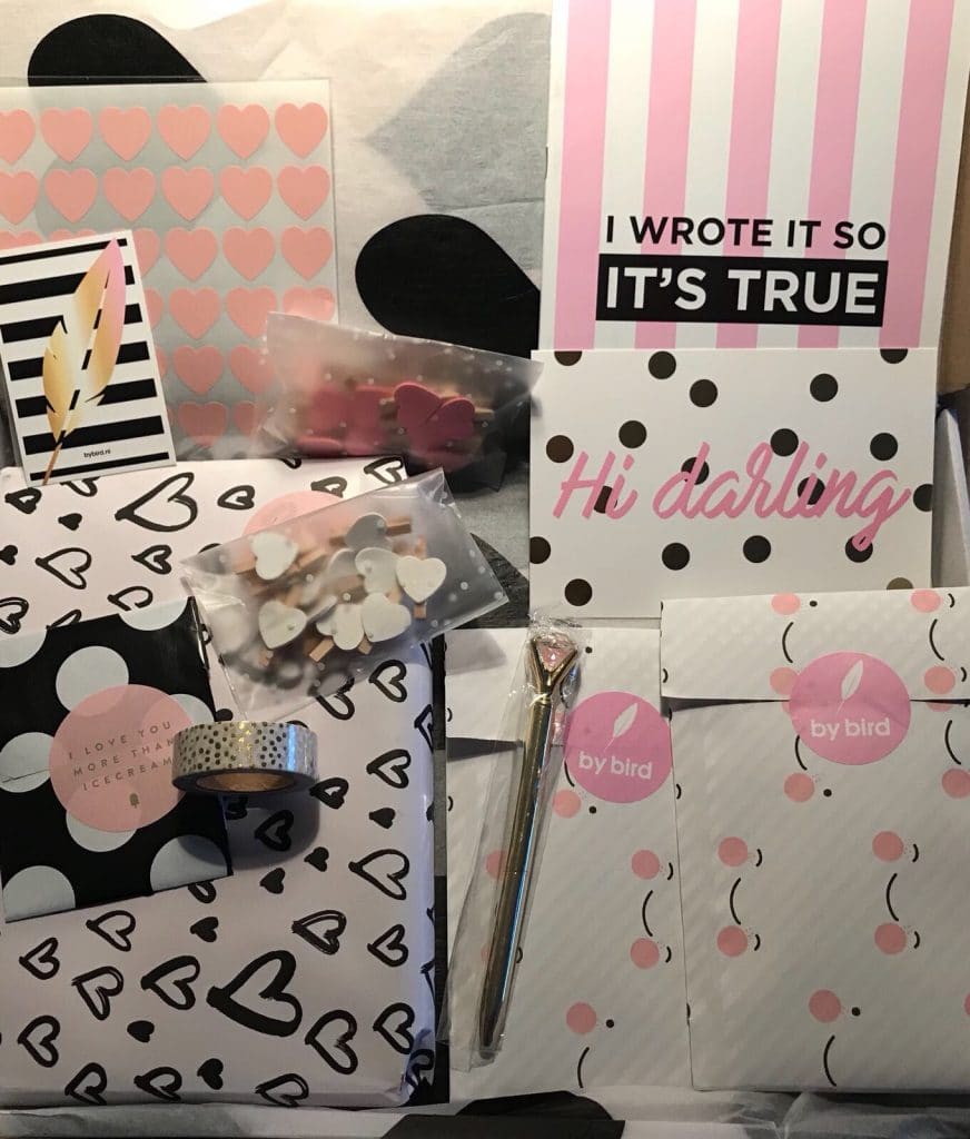 By Bird, roze pakket stationery mariekeblogt.nl